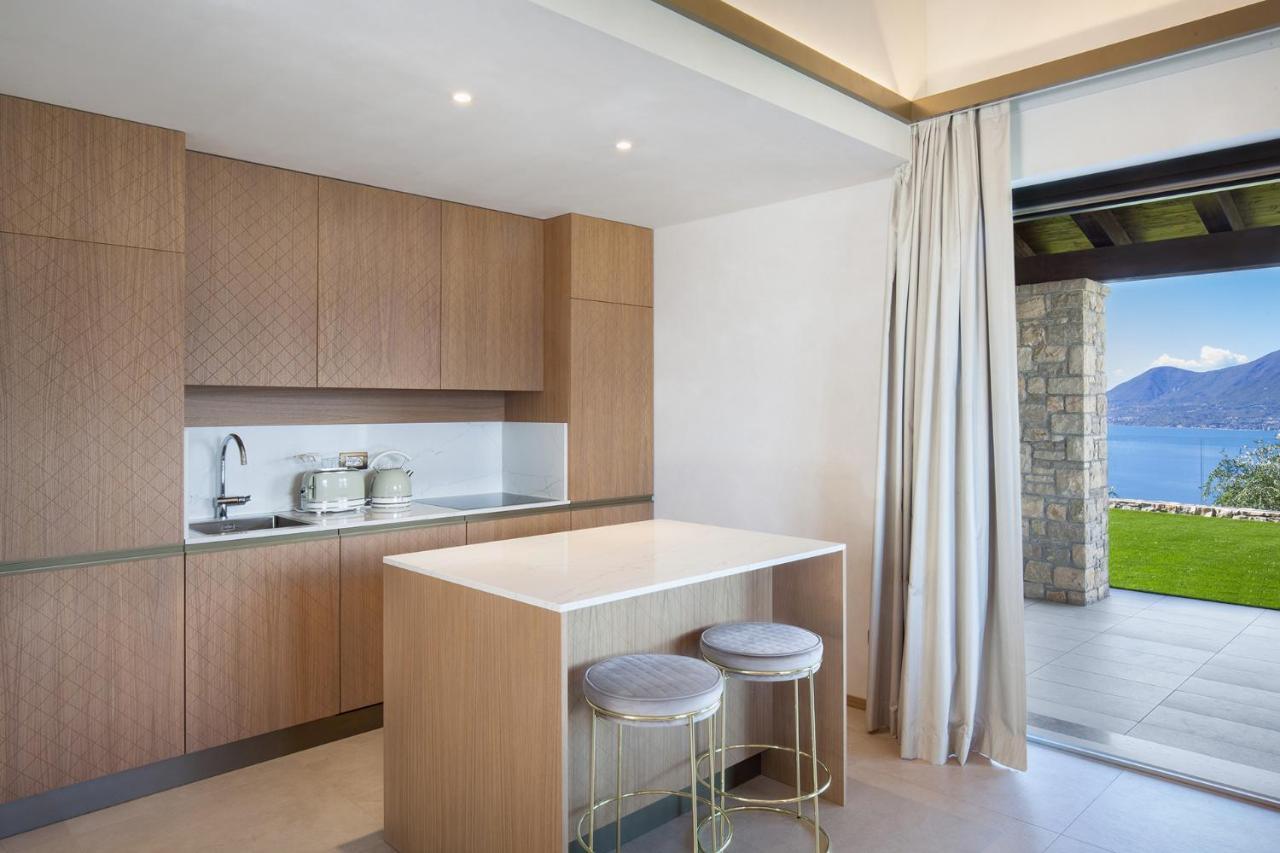 Villa Divina - Apt Icona Con Piscina E Vista Lago Кастелето ди Бренцоне Екстериор снимка
